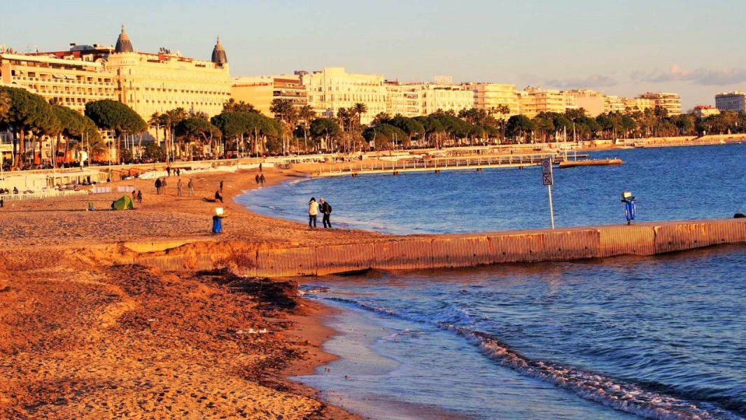 Cannes beaches and Croisette 